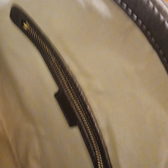 AUTHENTIC LOUIS VUITTON MONOGRAM CANVAS LEATHER BROWN AND TAN BAG - Picture 13 of 16